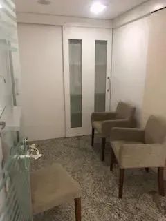 Consultório para aluguel com 30 m2 com recepção em prédio comercial - Liberdade - São Paul