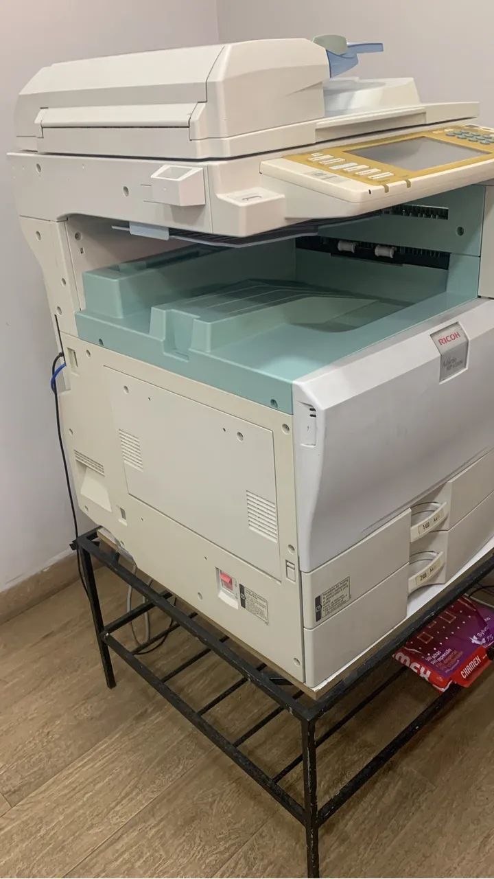 Multifuncional Ricoh