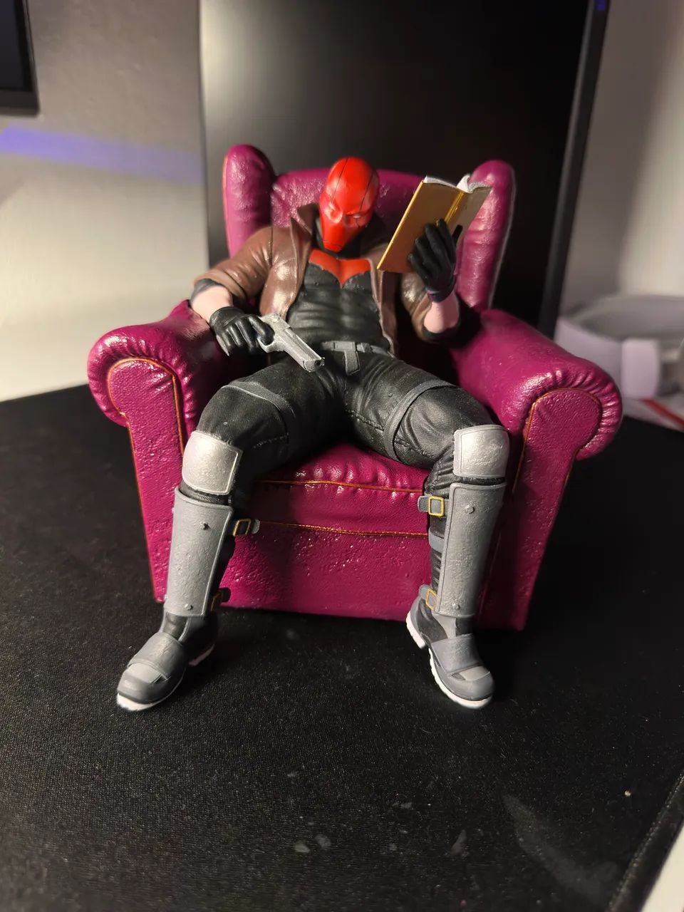 Figure capuz vermelho 15cm / feita em impressão 3D de resina