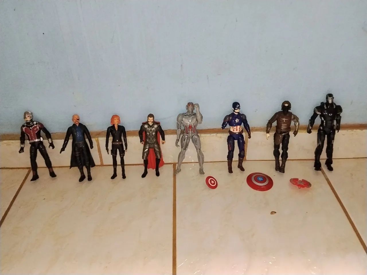 Vendo coleção de brinquedos da Marvel 