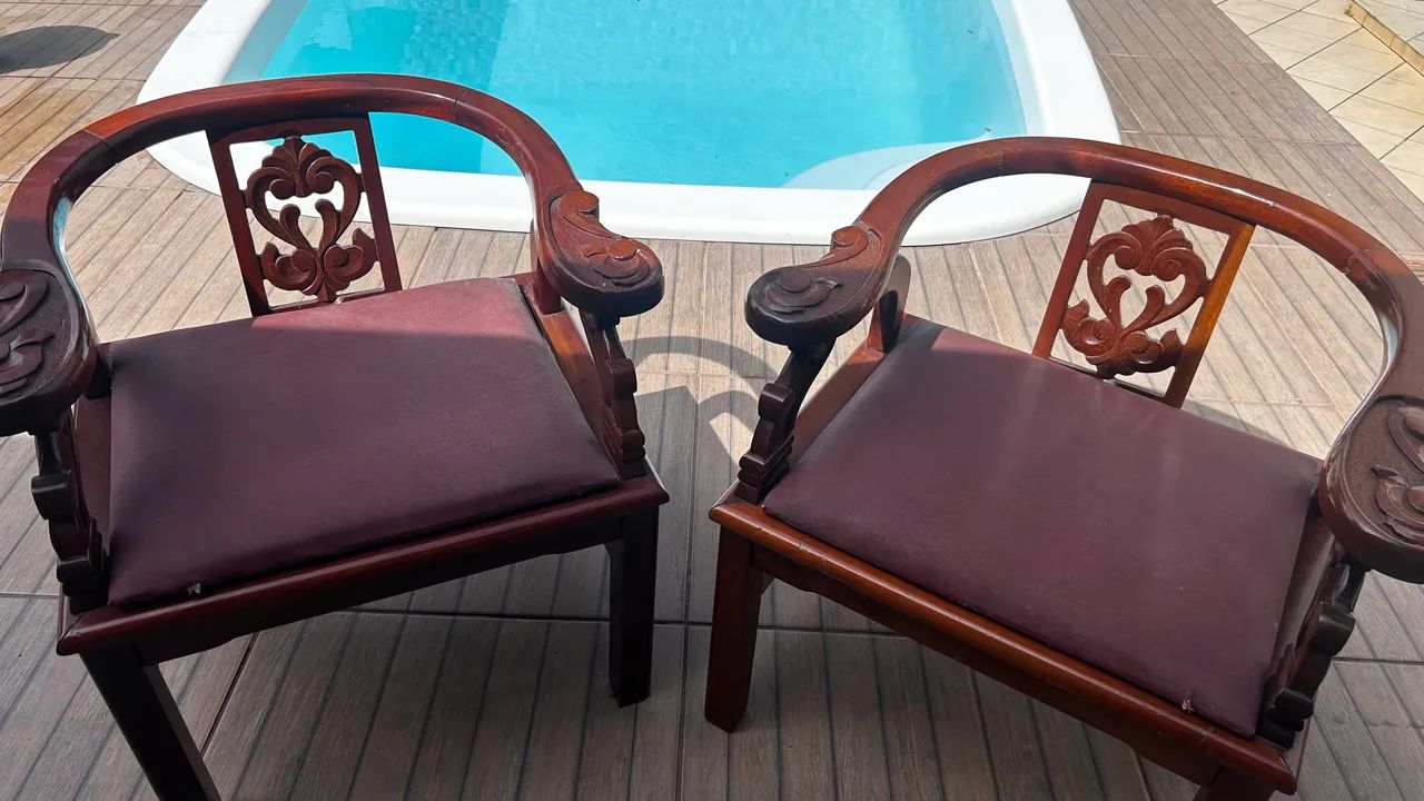 Vendo Par de Poltronas 