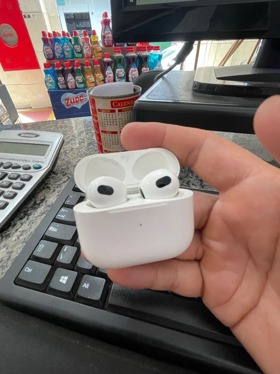 AirPods 3* geração muito conservado!!  - Foto 2