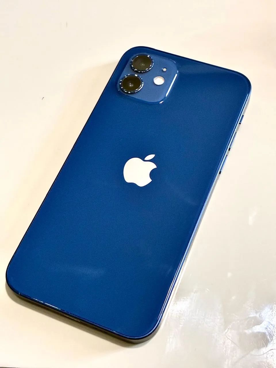 iPhone 12 azul - 64Gb - excelente - Celulares e Smartphones
