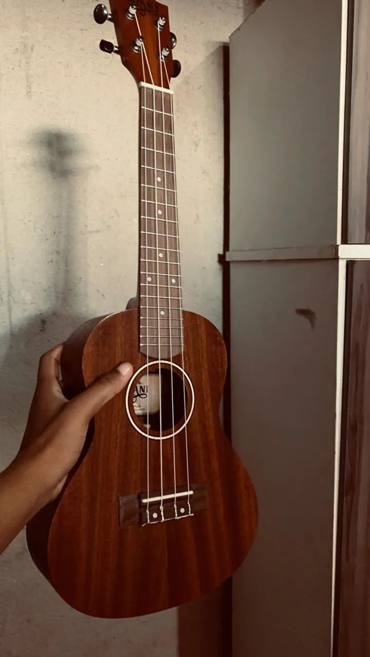 Ukulele moani  - Foto 2