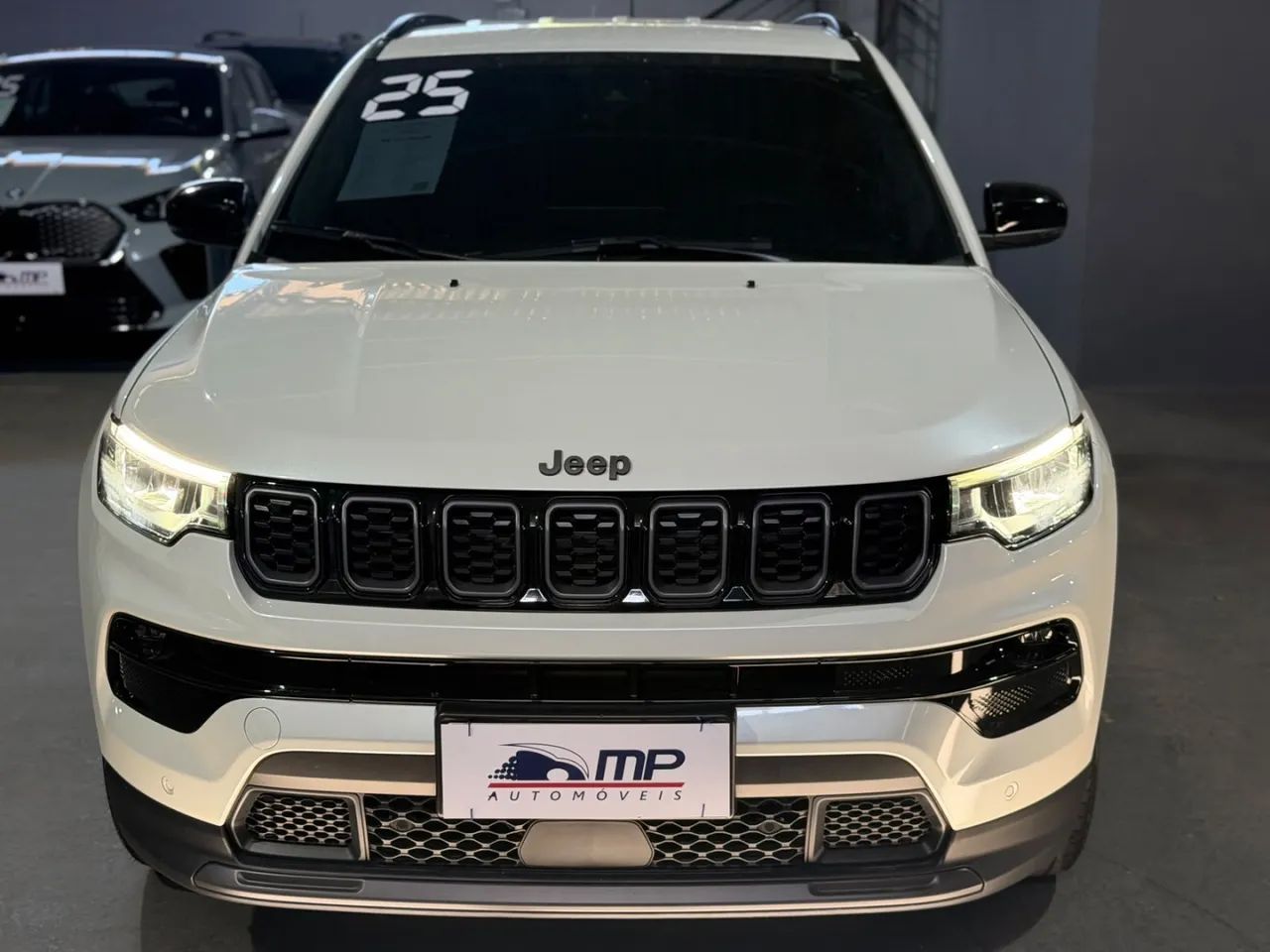 Jeep Compass Longitude Night Eagle 1.3 Flex 2025 - Foto 2