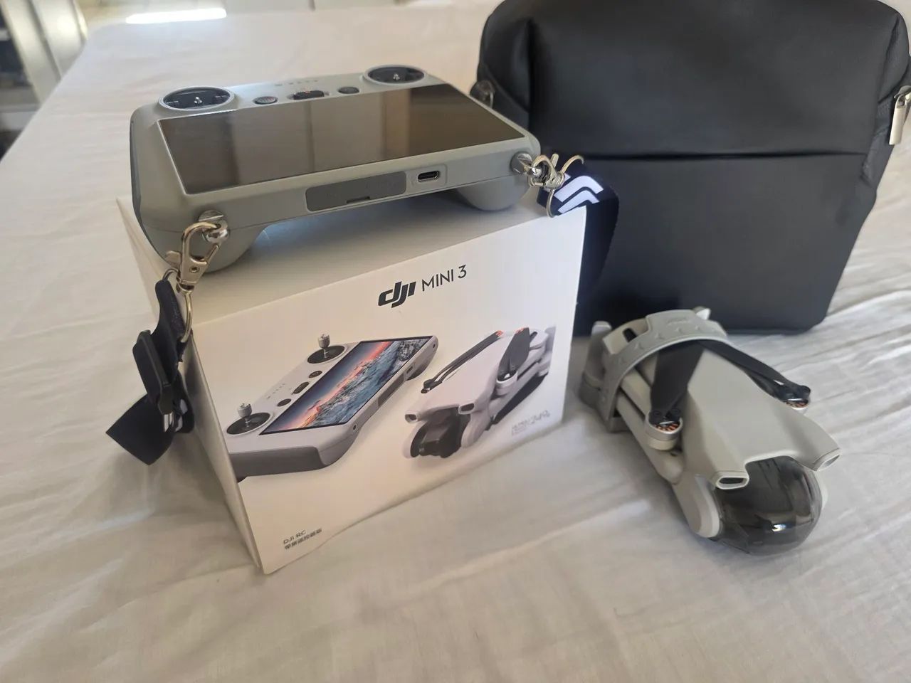 DJI MINI 3 com tela - Foto 2