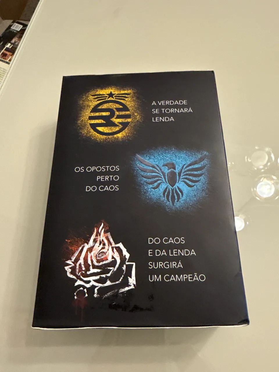 Box - 3 livros - LEGEND - Foto 2
