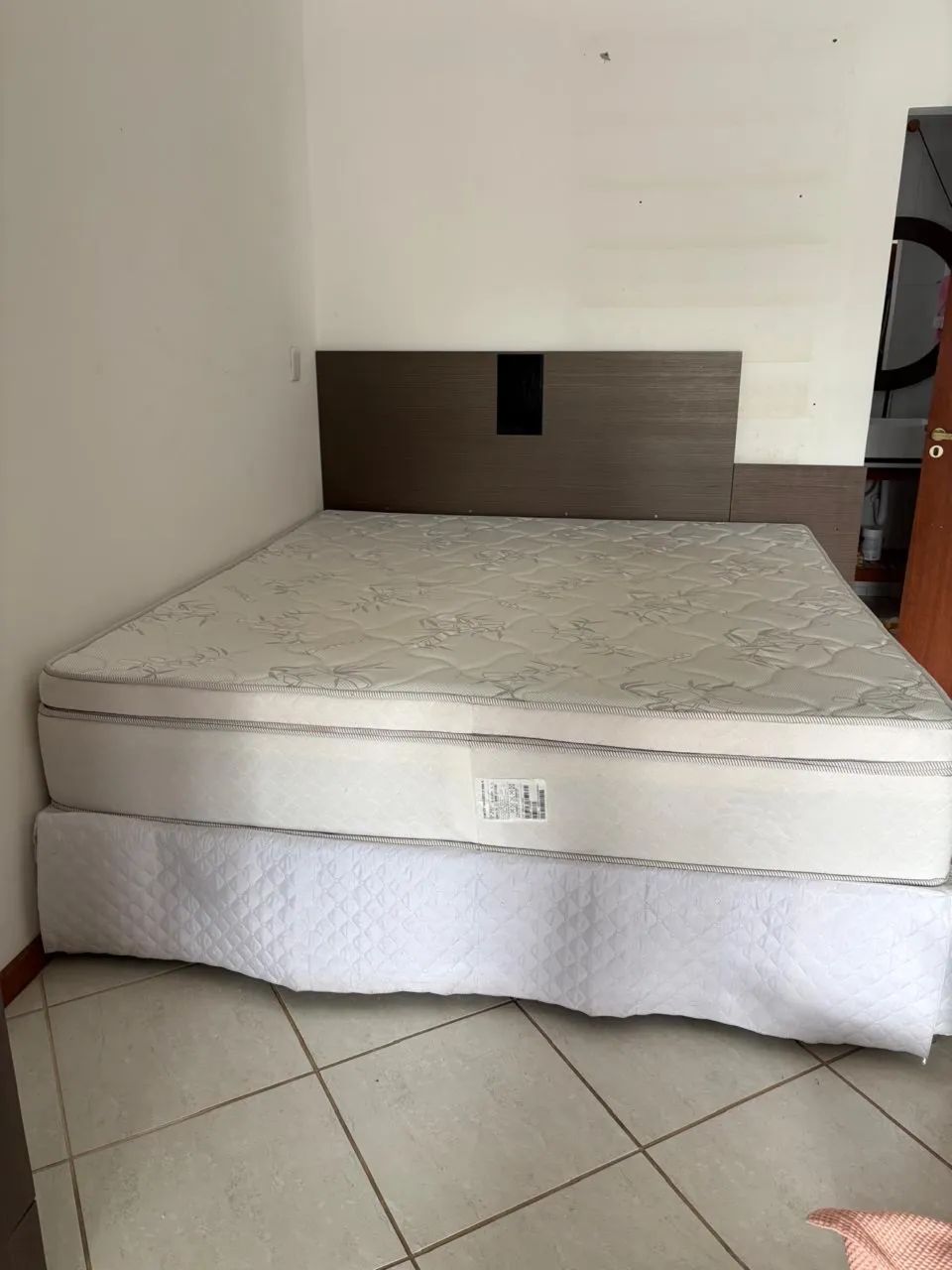Cama box tamanho king 