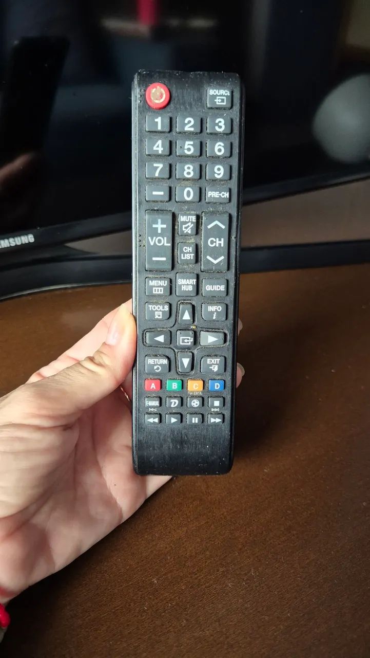 Smart TV Samsung 40 Polegadas Full HD - Perfeita com Controle e Base - Foto 2