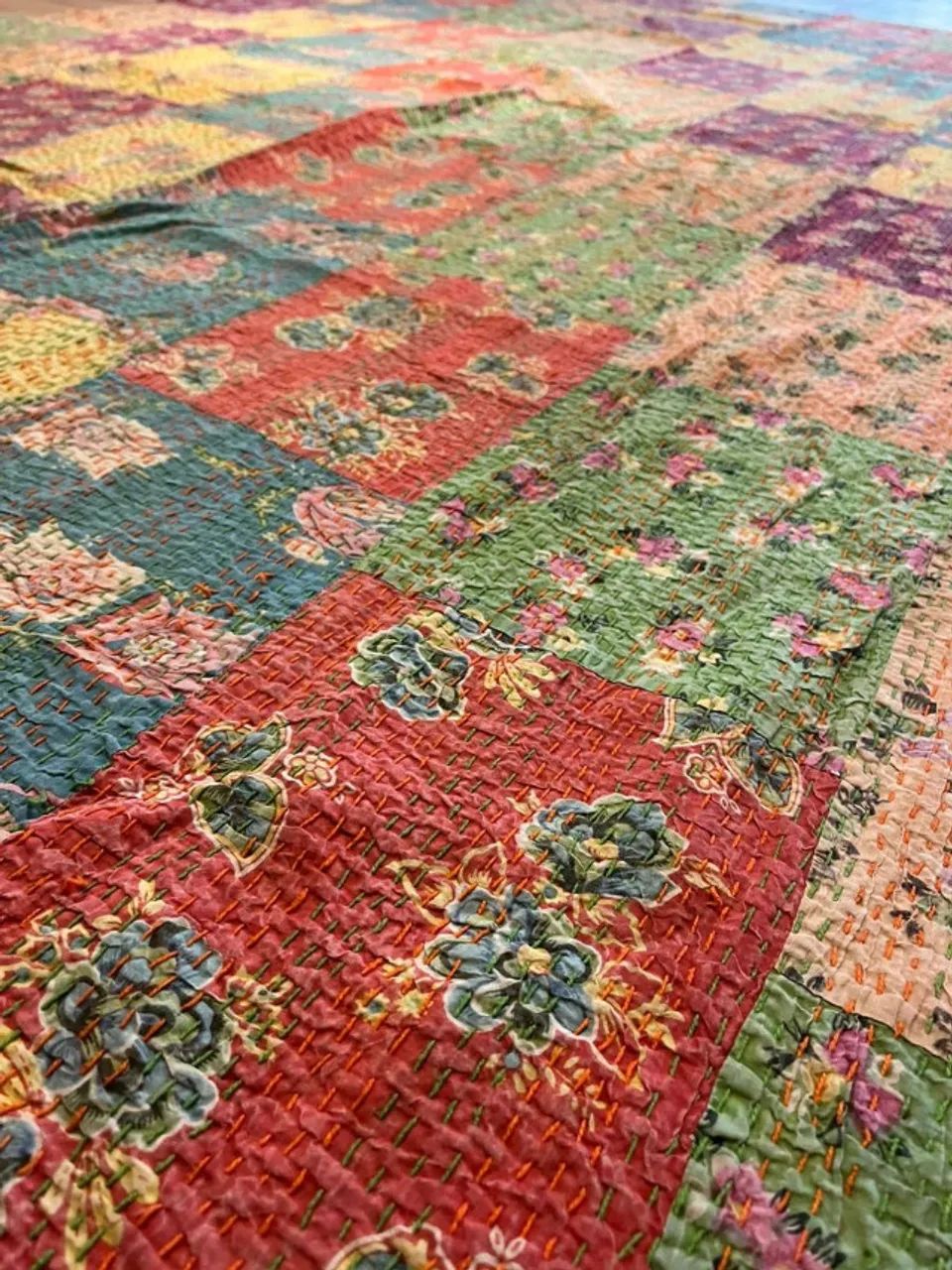 Colcha Indiana Solteiro Patchwork Feita a Mão - Foto 2