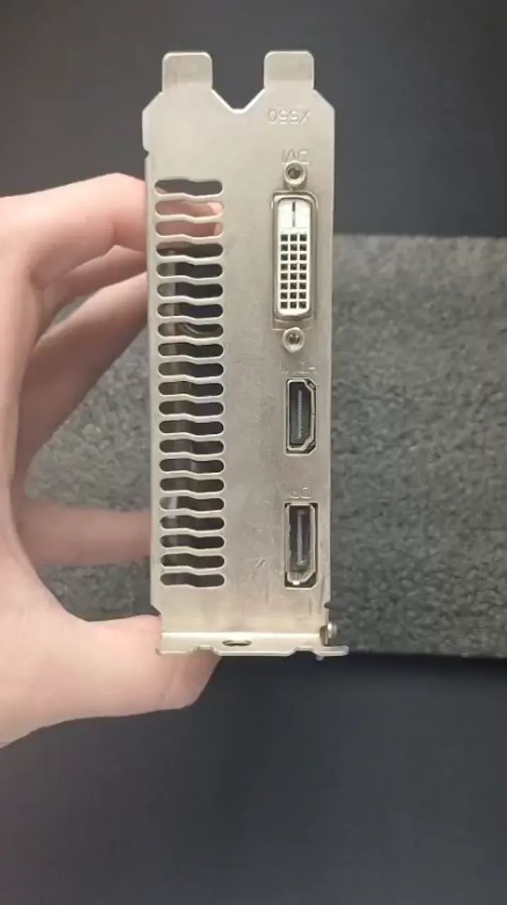 AMD RX 550 2GB - Foto 3