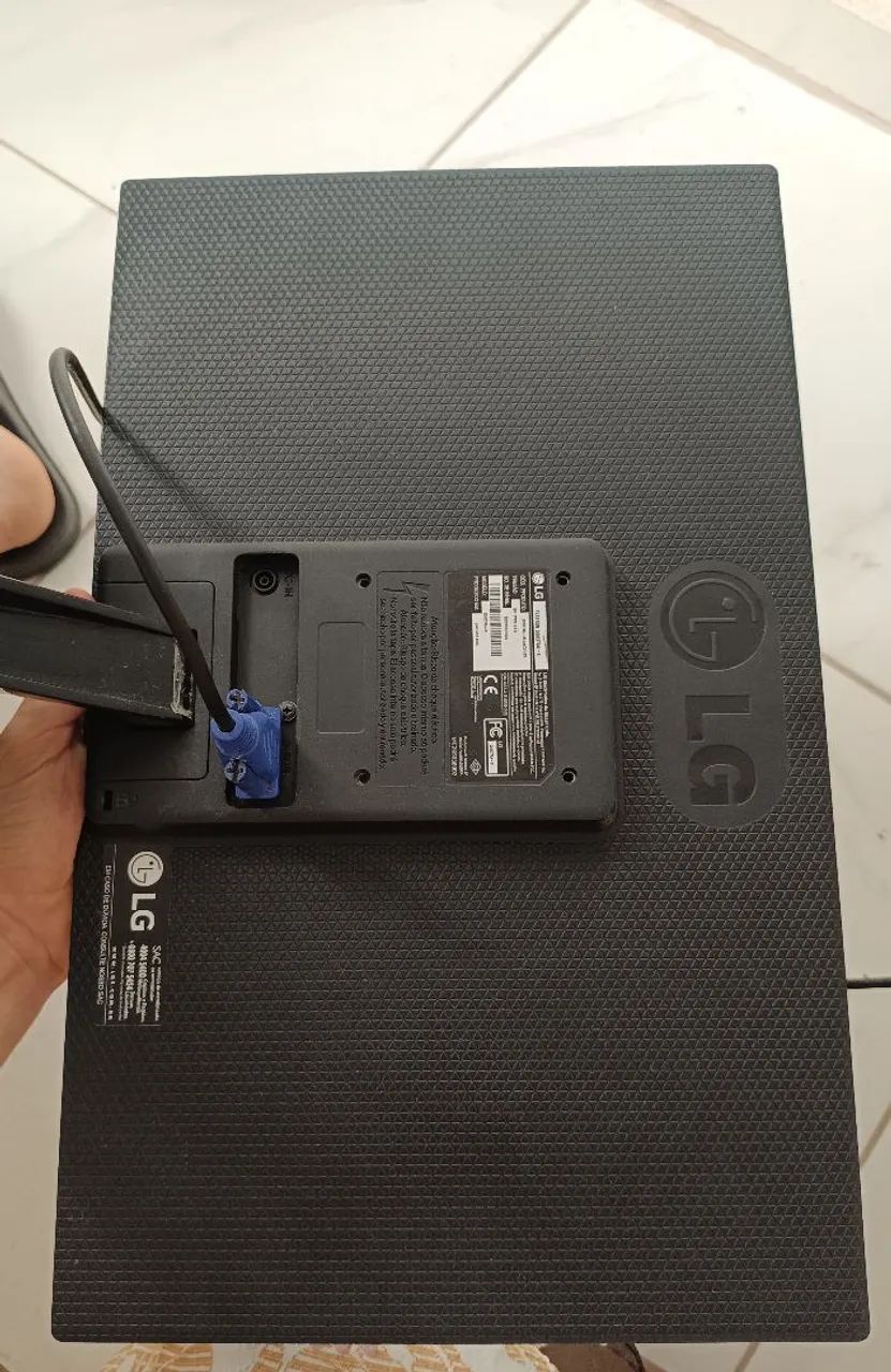 Monitor LG  - Foto 3