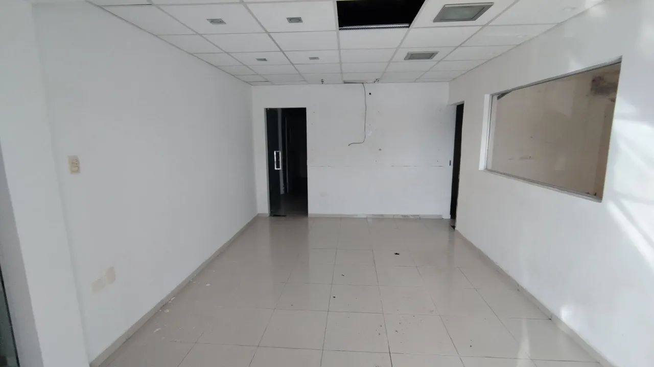 Ponto Comercial Estruturado com 5 Salas e Estacionamento - Bairro dos Estados - Foto 4