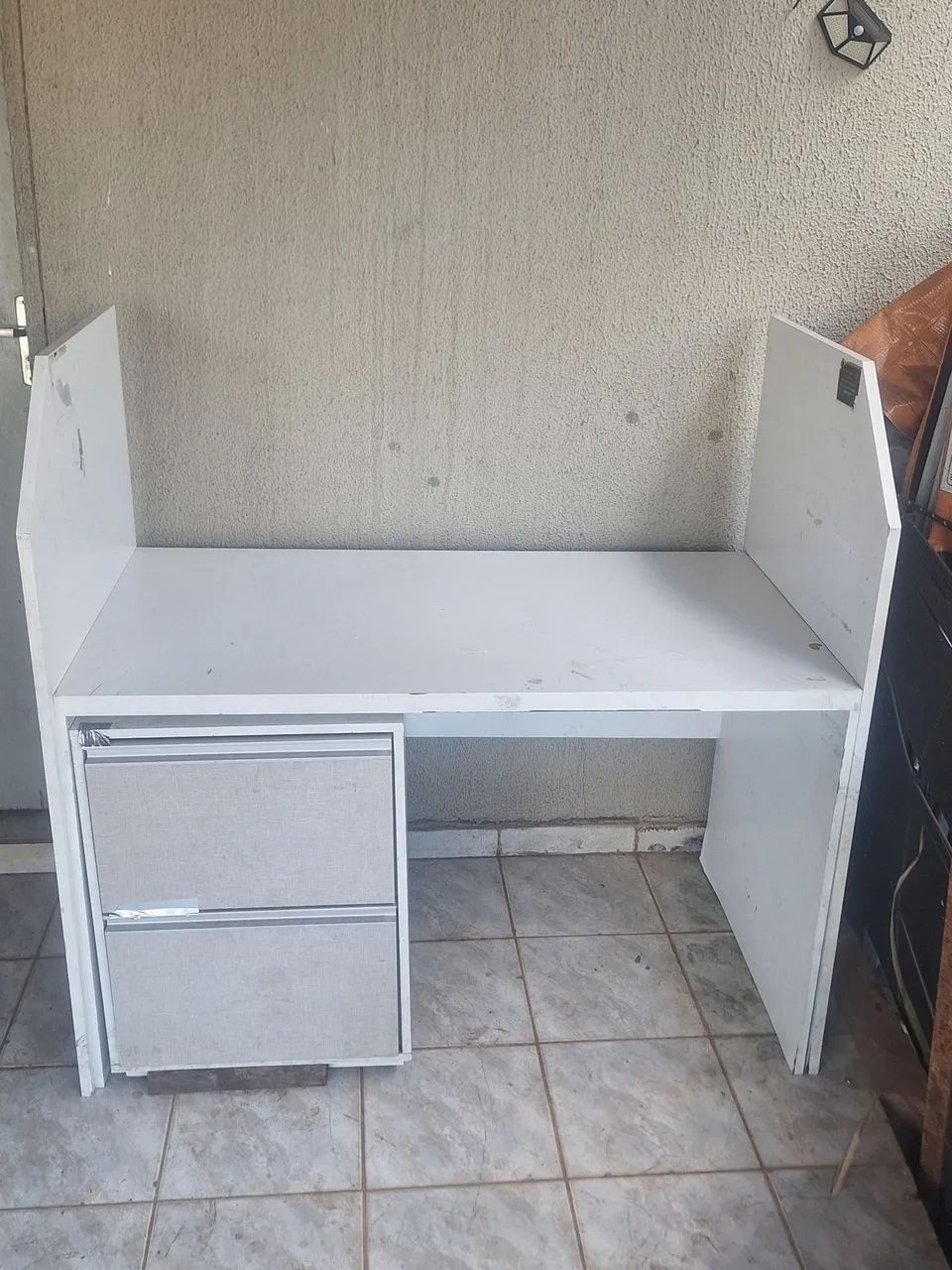Mesa de Escritorio com Gavetas - Foto 2
