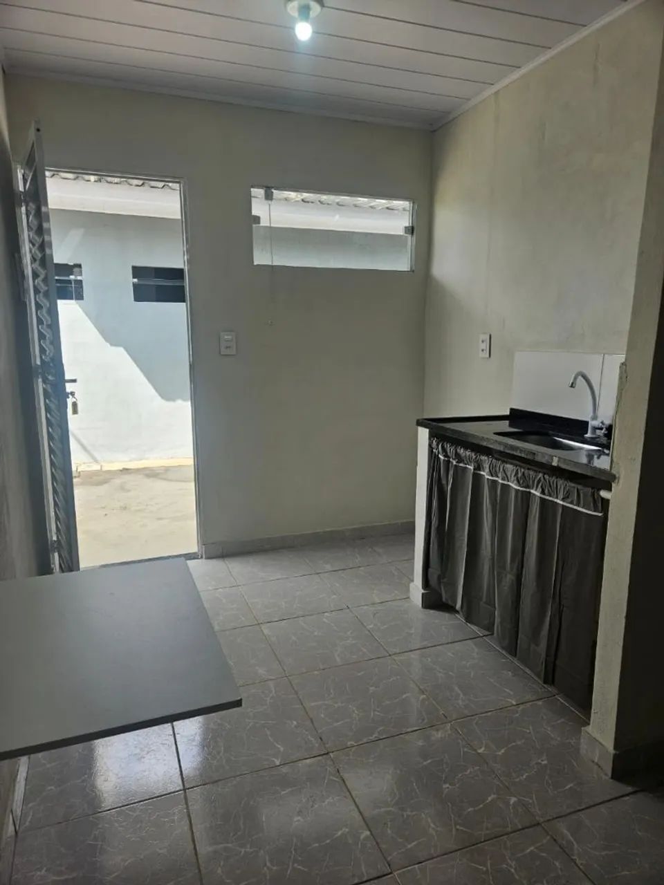 Alugo kitnets de 1 quarto em Bebedouro- Linhares - Foto 2