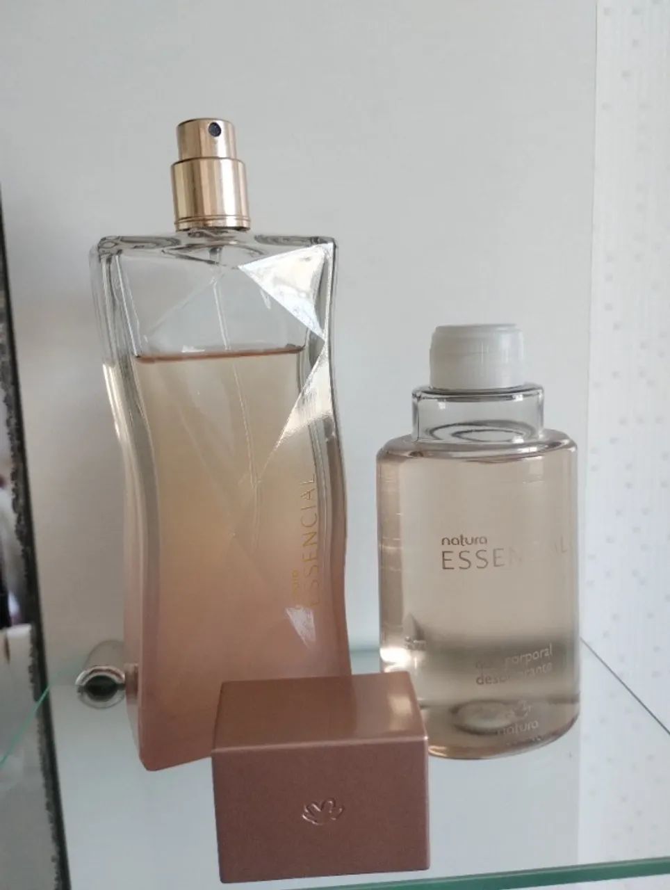 Perfume + Refil Essencial feminino tradicional 