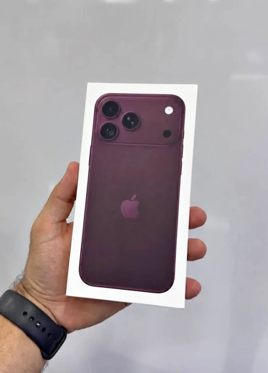 iphone 18 pro max bordô