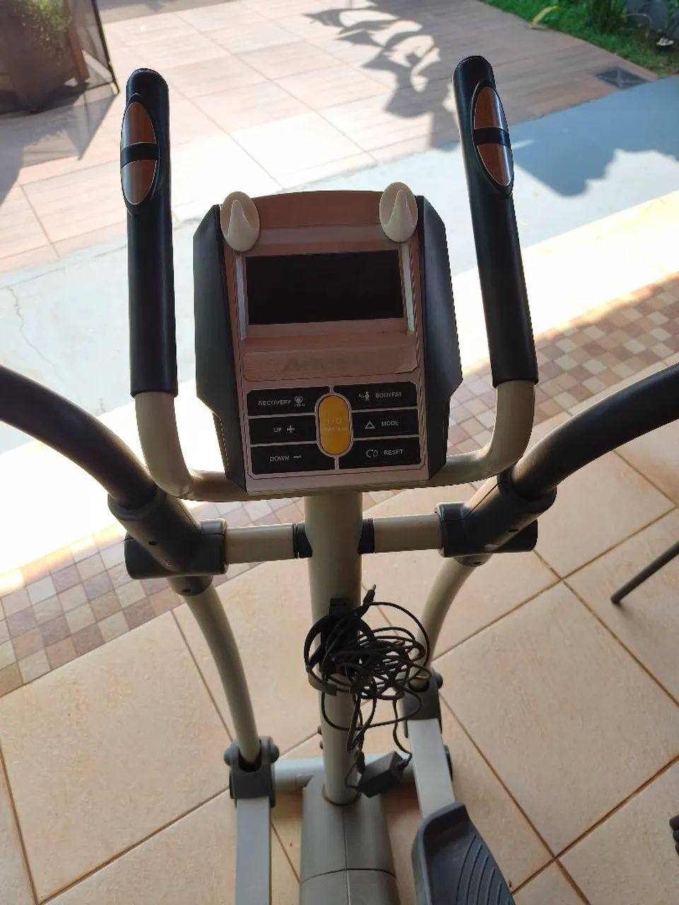Eliptico Athletic Avanced 460EP