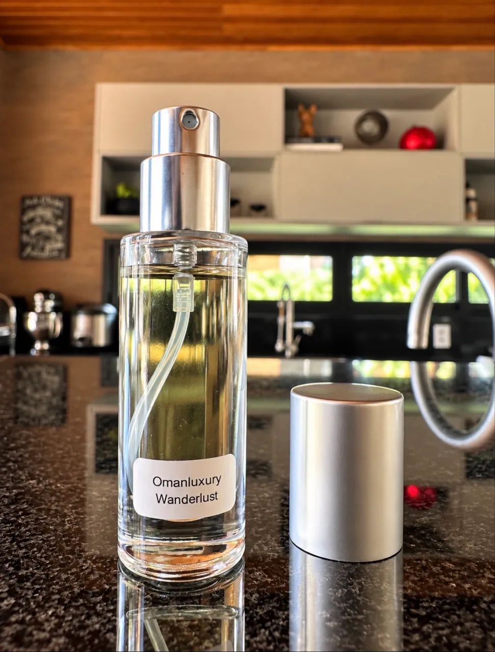 Wanderlust ? Omanluxury | Decant 20 mL - Foto 3
