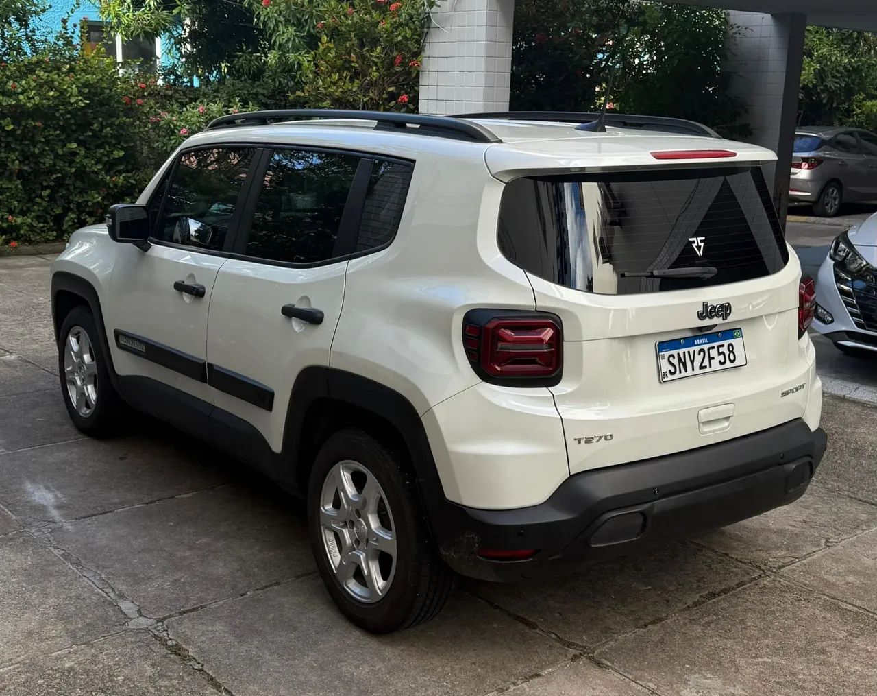 Jeep Renegade Sport T270 1.3 TB 4X2 Flex Aut. 2024 - Foto 3