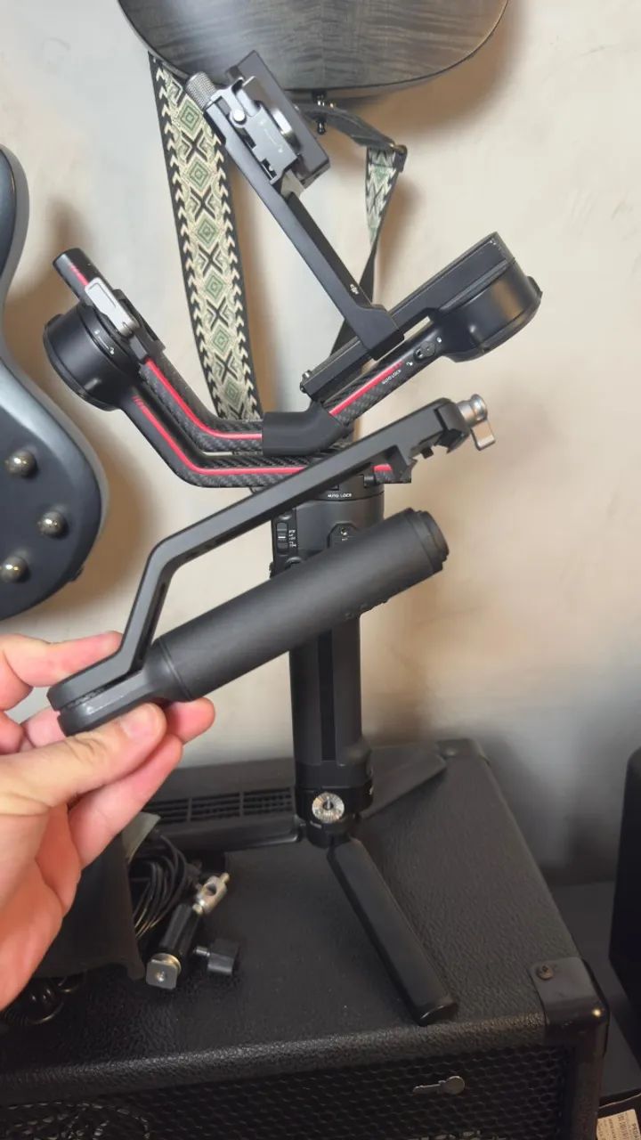 DJI Ronin RS3 Pro com handle adicional e correia smallrig432957671583918082