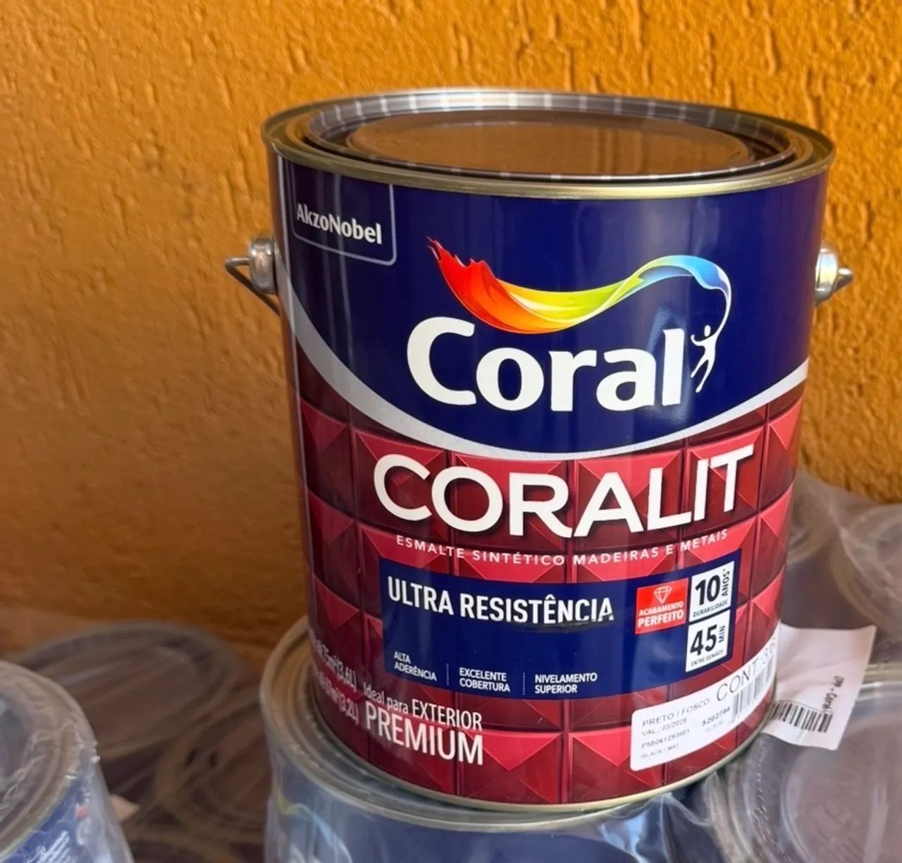 Tinta Coral Metais e Madeira Preto Fosco 3,6 - Foto 5