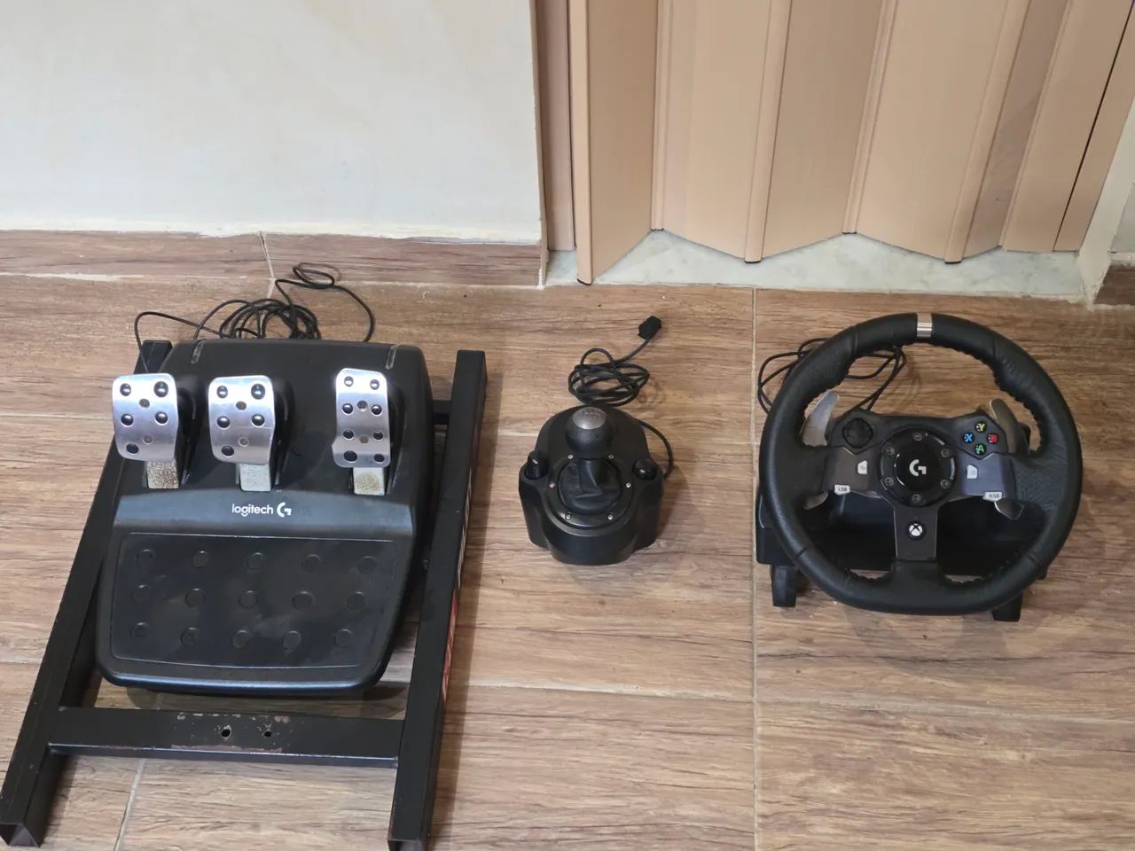 Volante e pedais Logitech G920 c/marcha - Foto 3