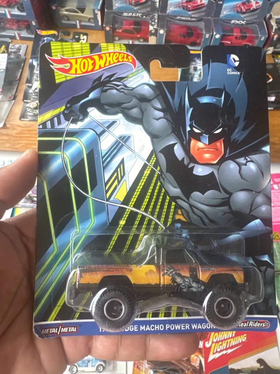 Hot wheels Batman premium dodge