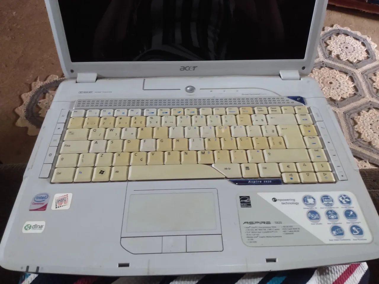 Notebook Acer para retirar peças 