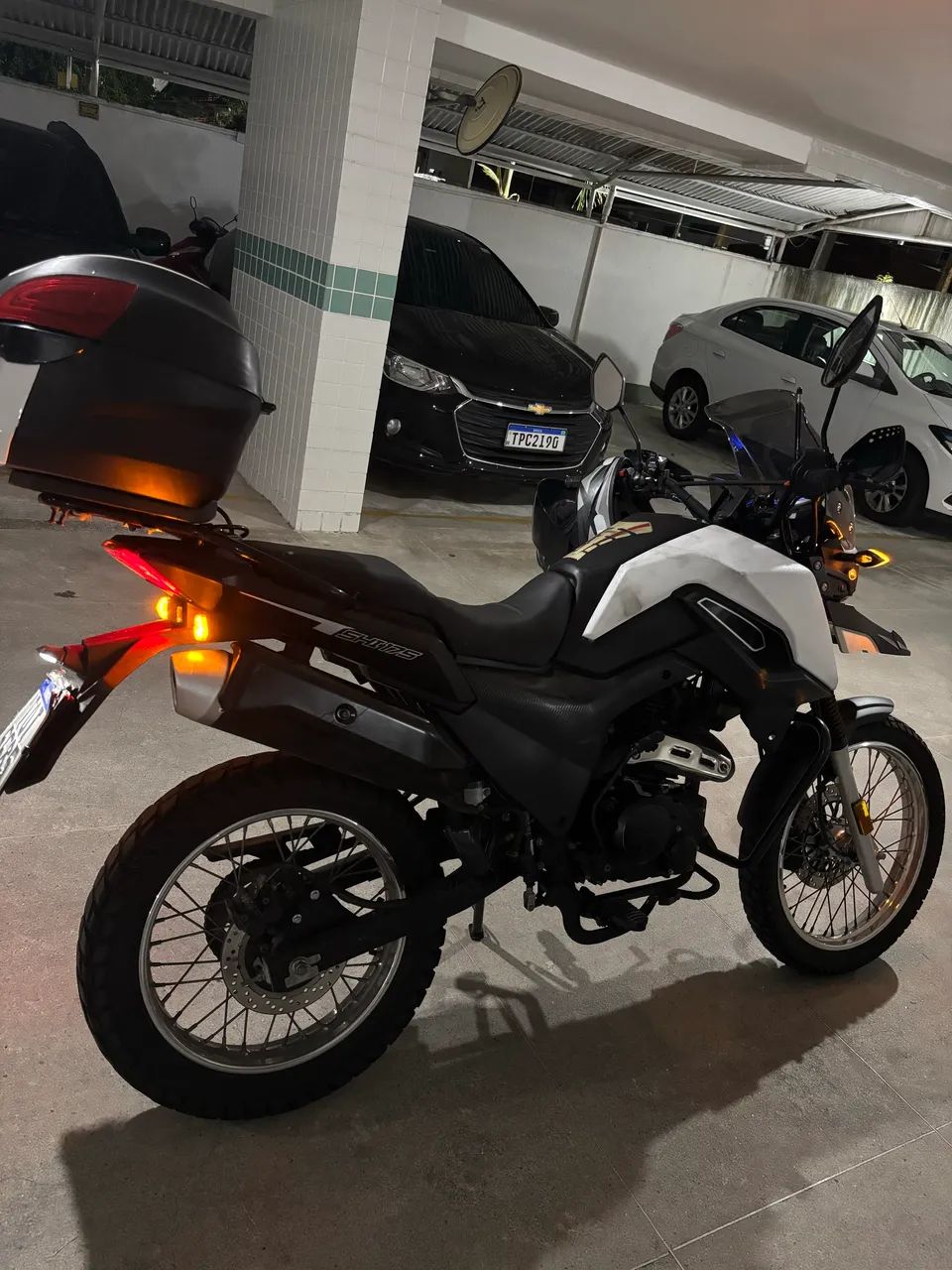 Moto Shi 175 