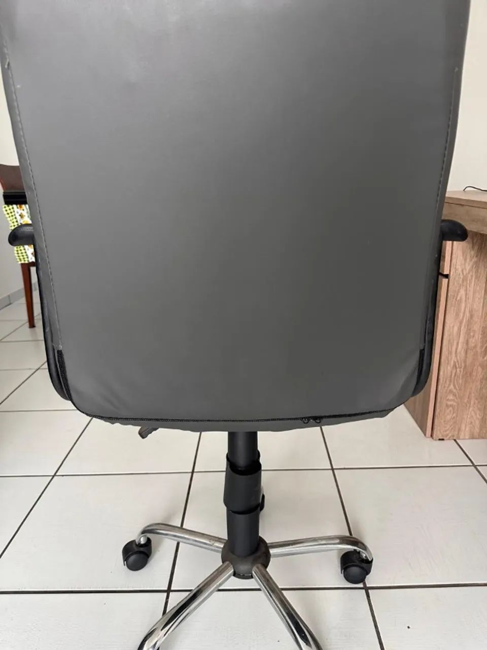 Cadeira de escritório - Foto 4