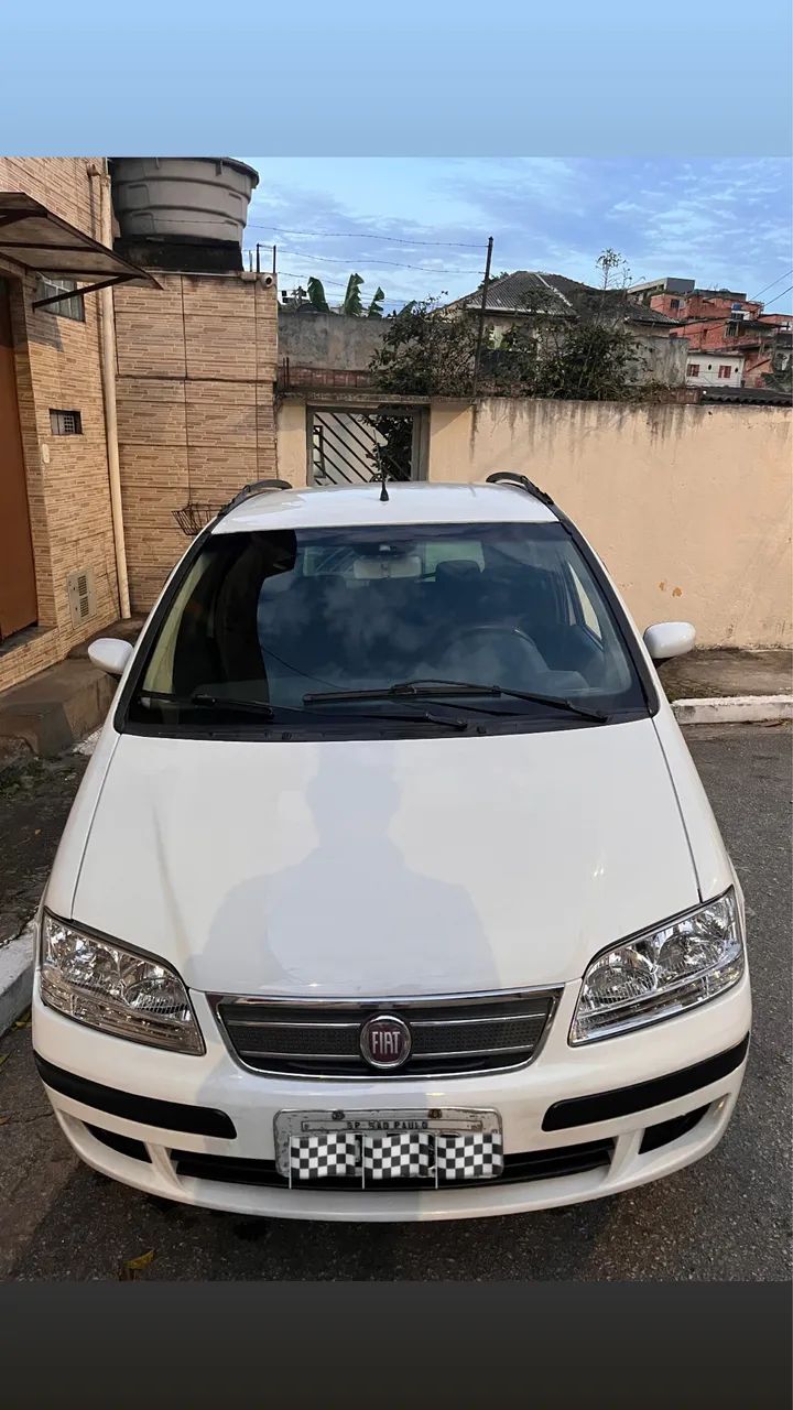 Fiat Idea ELX 1.4 MPI Fire Flex 8V 5P 2009 - Foto 3