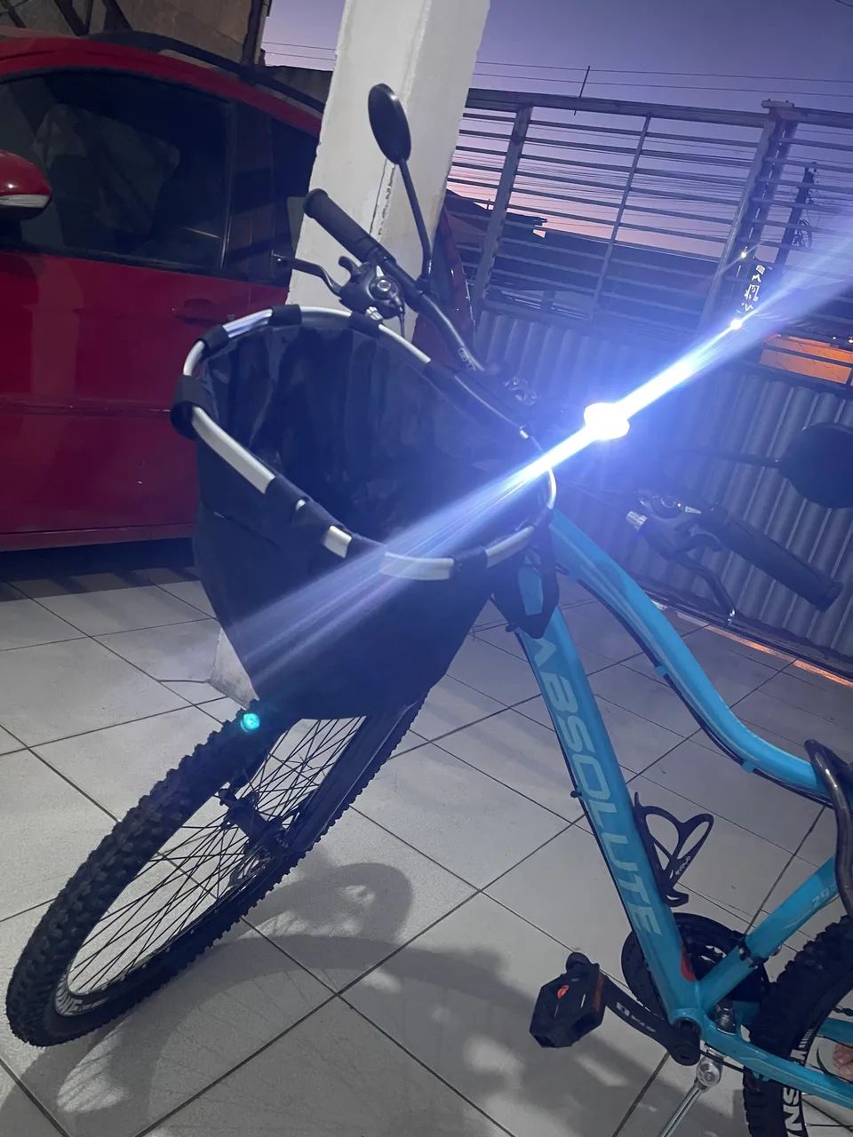 VENDO BICICLETA NOVA ARO 29 ABSOLUTE - AZUL - Foto 4