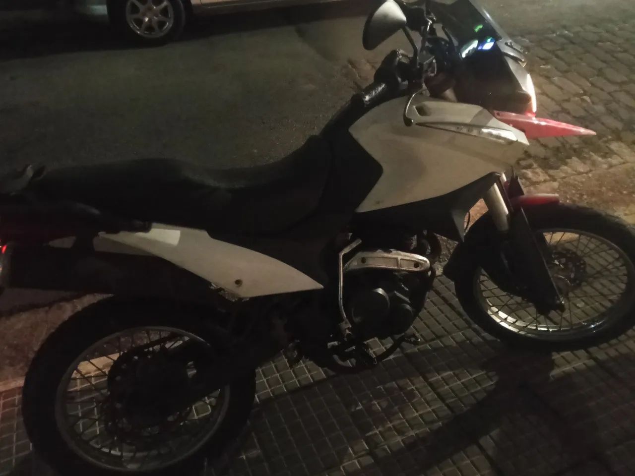 Discovery 250  - Foto 3