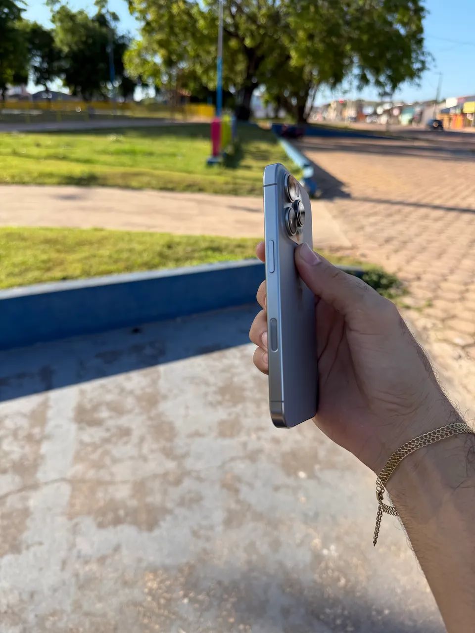 iPhone 16 Pro - Foto 3