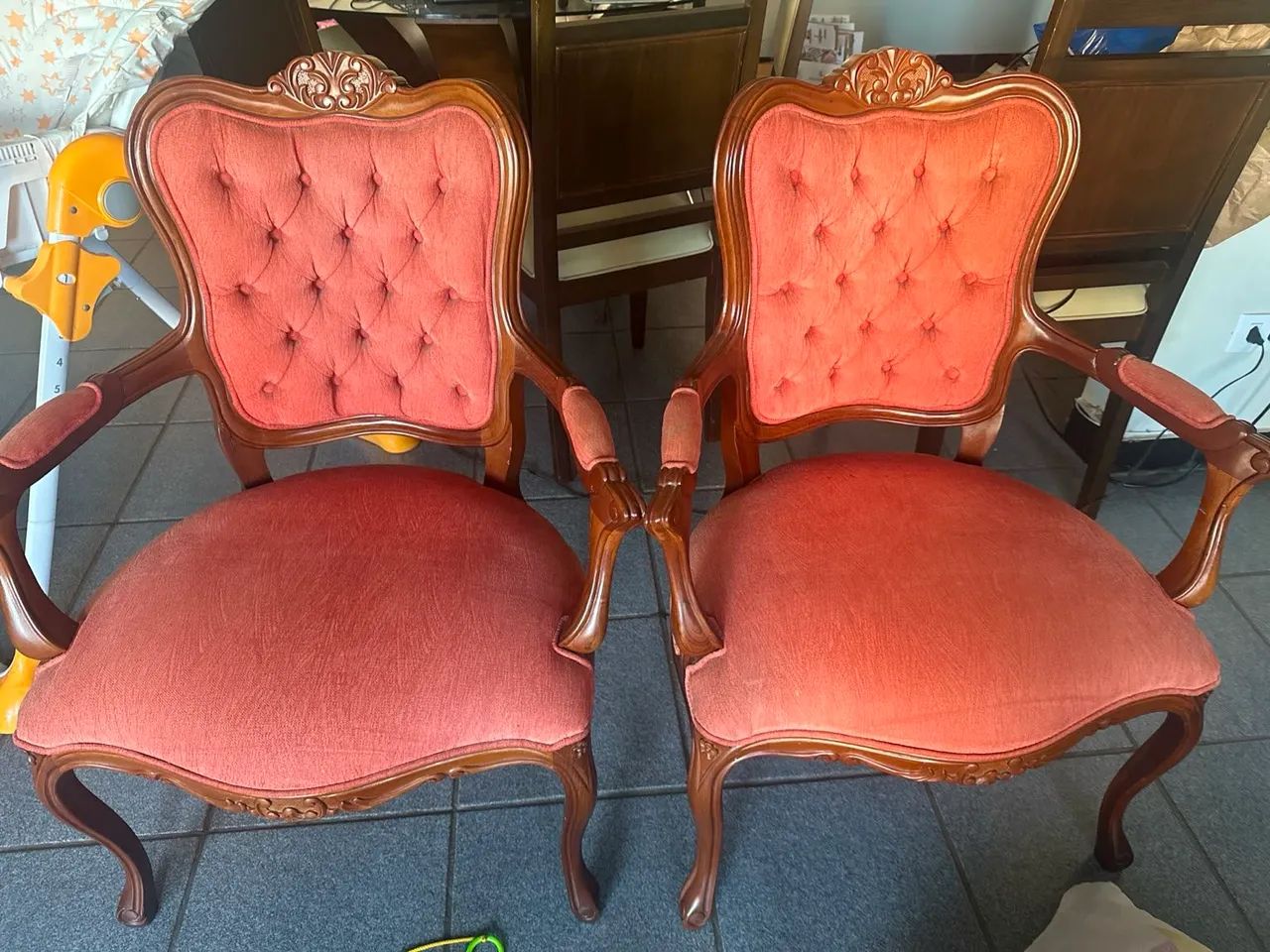 Poltronas Antigas estilo Luis Xv