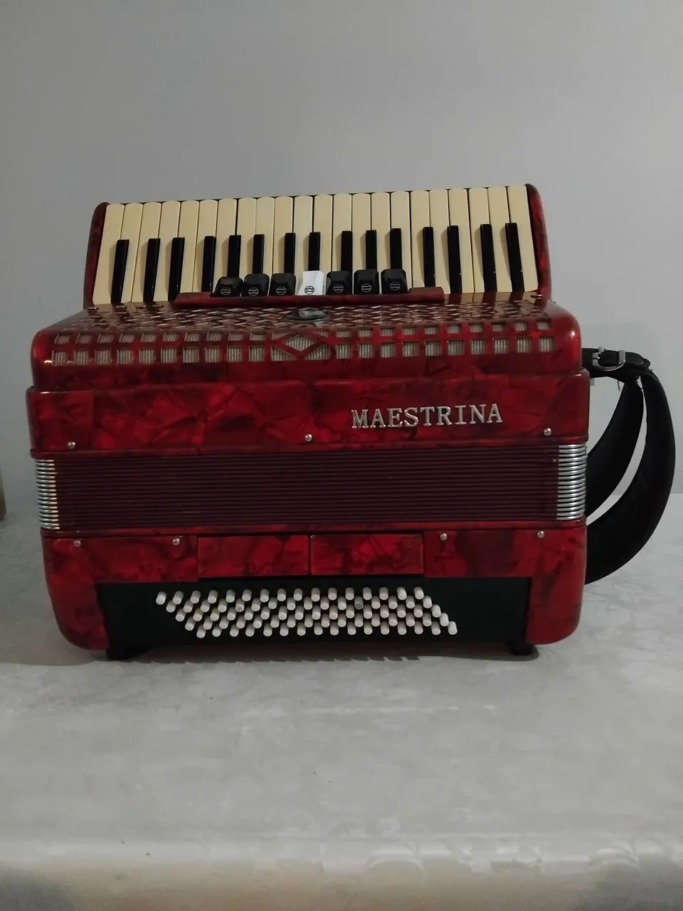 Acordeon Maestrina 80 baixos - Foto 2