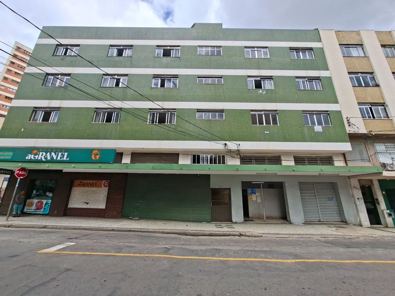 Apartamento de 03 quartos no São Mateus