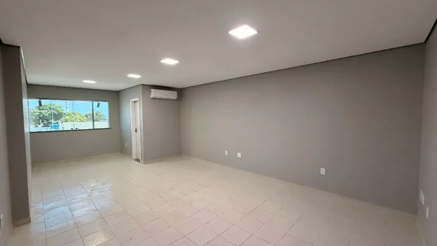 PRÉDIO COMERCIAL NO BAIRRO PRAÇA 14 EM MANAUS, COM 10 SALAS, NOVINHO - Foto 3