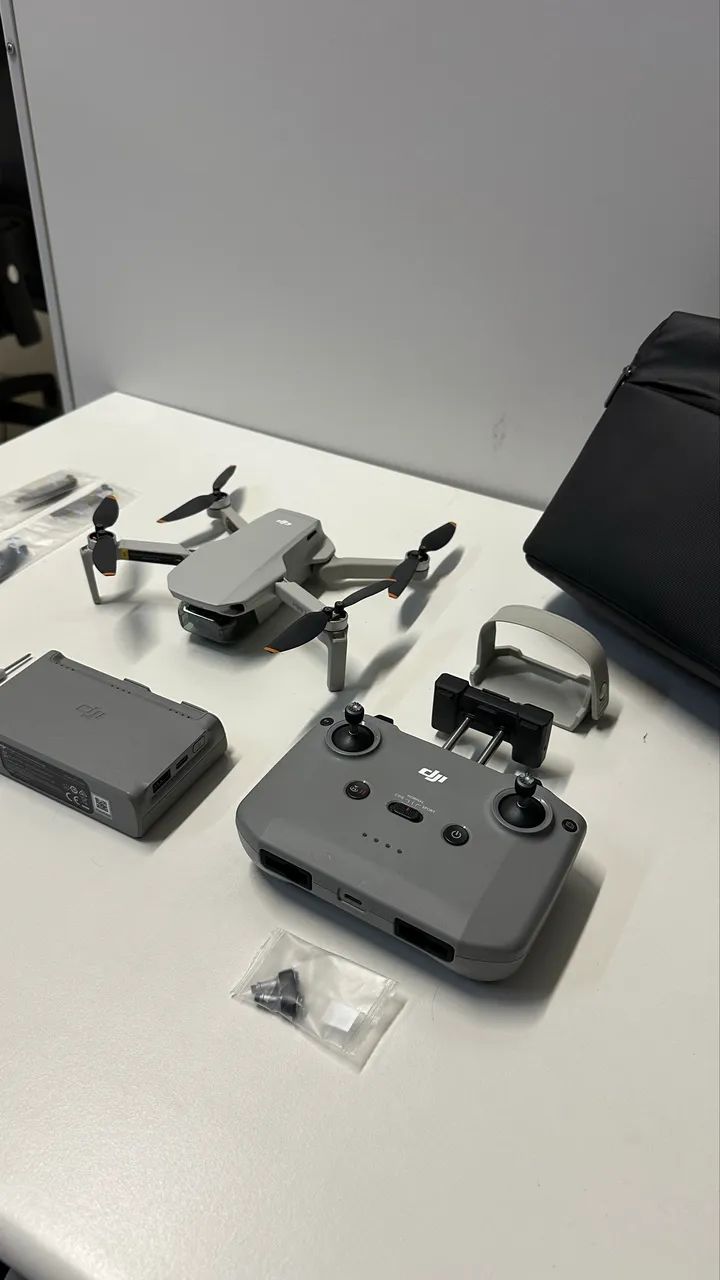 DRONE DJI Mini 2 Fly More Combo