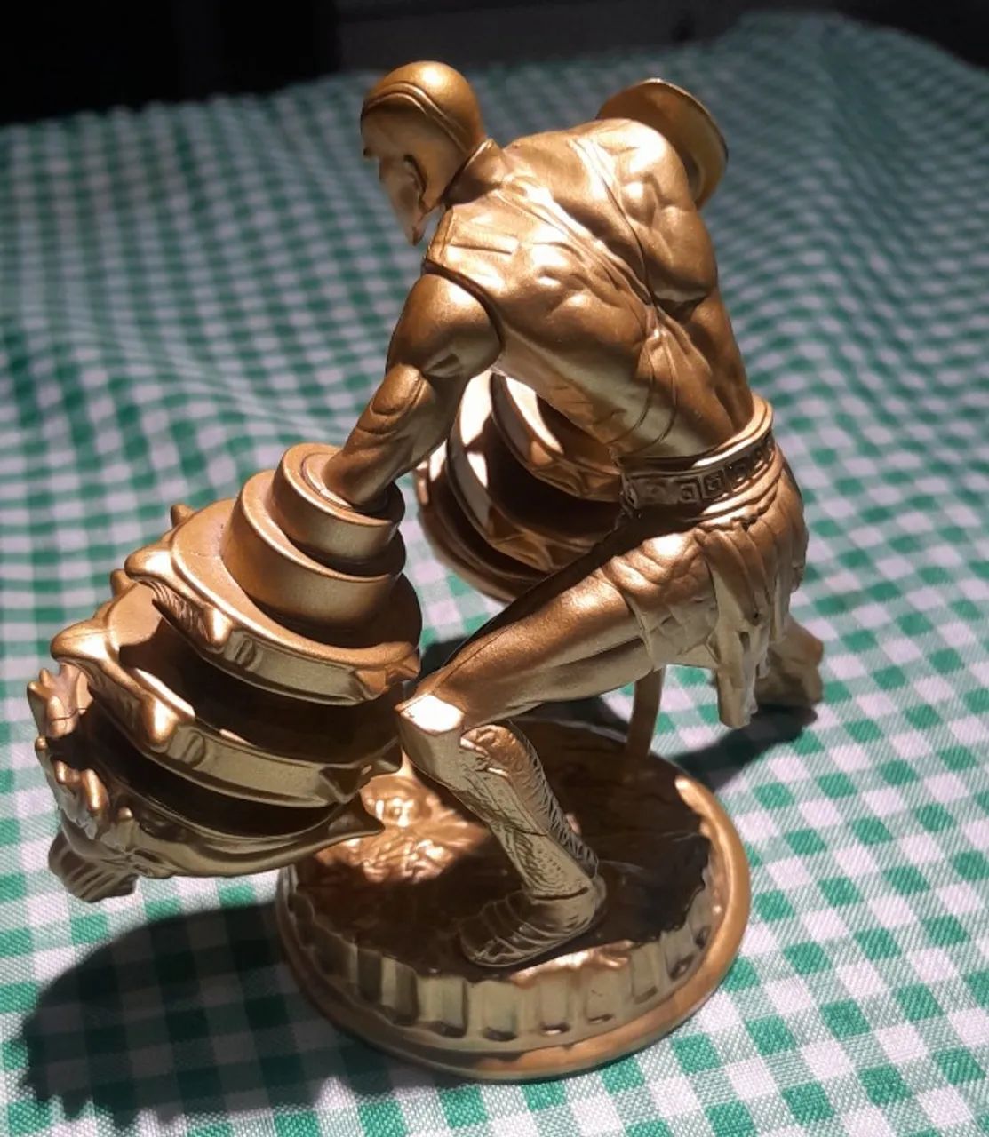 Boneco Kratos Top Cau dourado 13cm - Foto 2