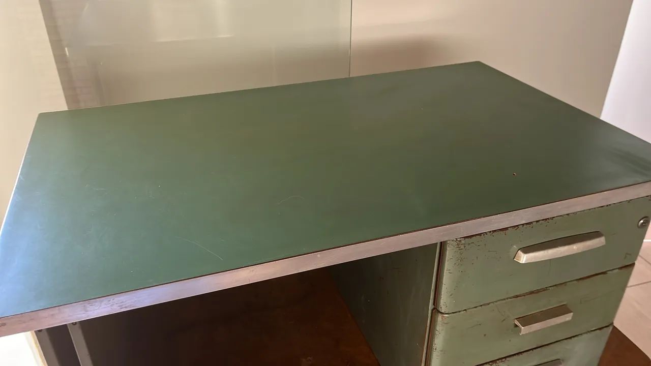 Escrivaninha de ferro industrial marca fiel antiguidade  - Foto 5