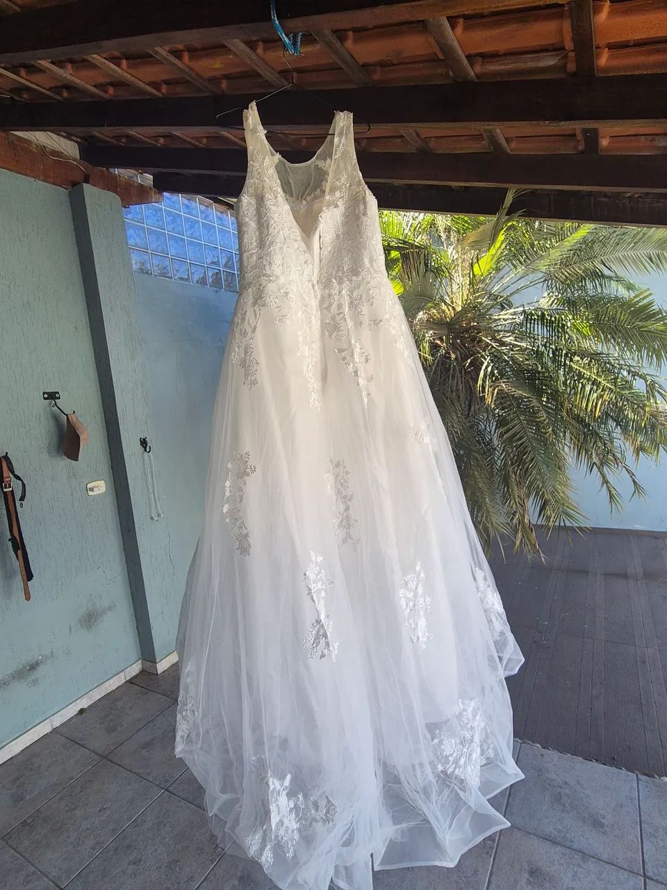 VESTIDO DE NOIVA (NUNCA USADO)