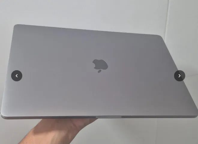 MacBook Pro 15 i7 16GB 512SSD Radeon 560 4GB Retina Touch Bar Top