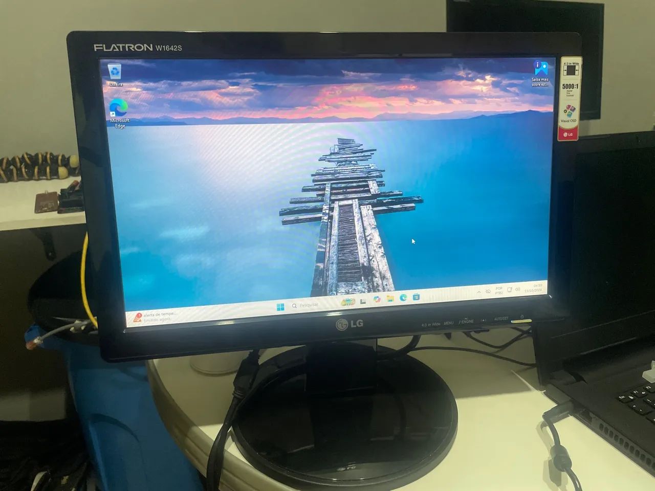 Monitor LG 15.6 VGA funcionando  - Foto 2