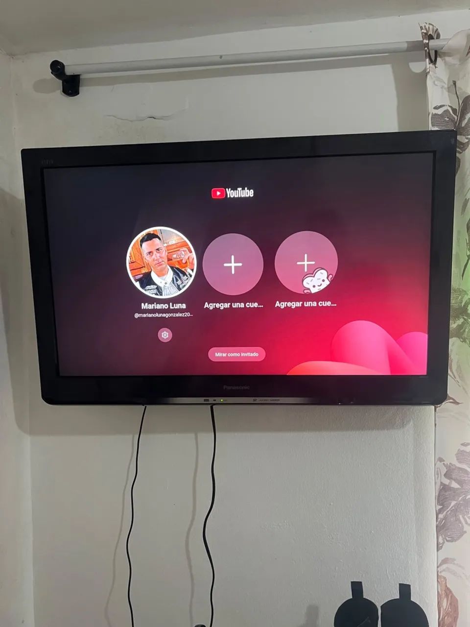 ? LOTE COM 2 TVs PANASONIC 32" + 1 ROKU EXPRESS 1080p FULL HD - Foto 2