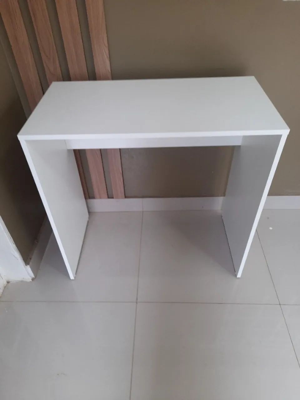 Mesa Prática para Estudar ou Trabalhar MDF - NOVA 