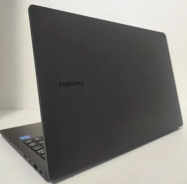 Notebook Samsung Galaxy Book2 i5-1235U (10 Núcleos)  - Foto 4