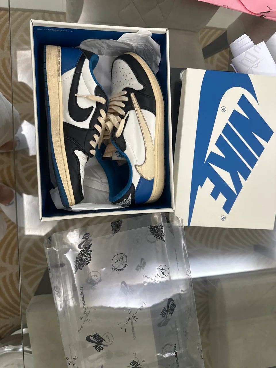 Jordan Travis Scott fragment 