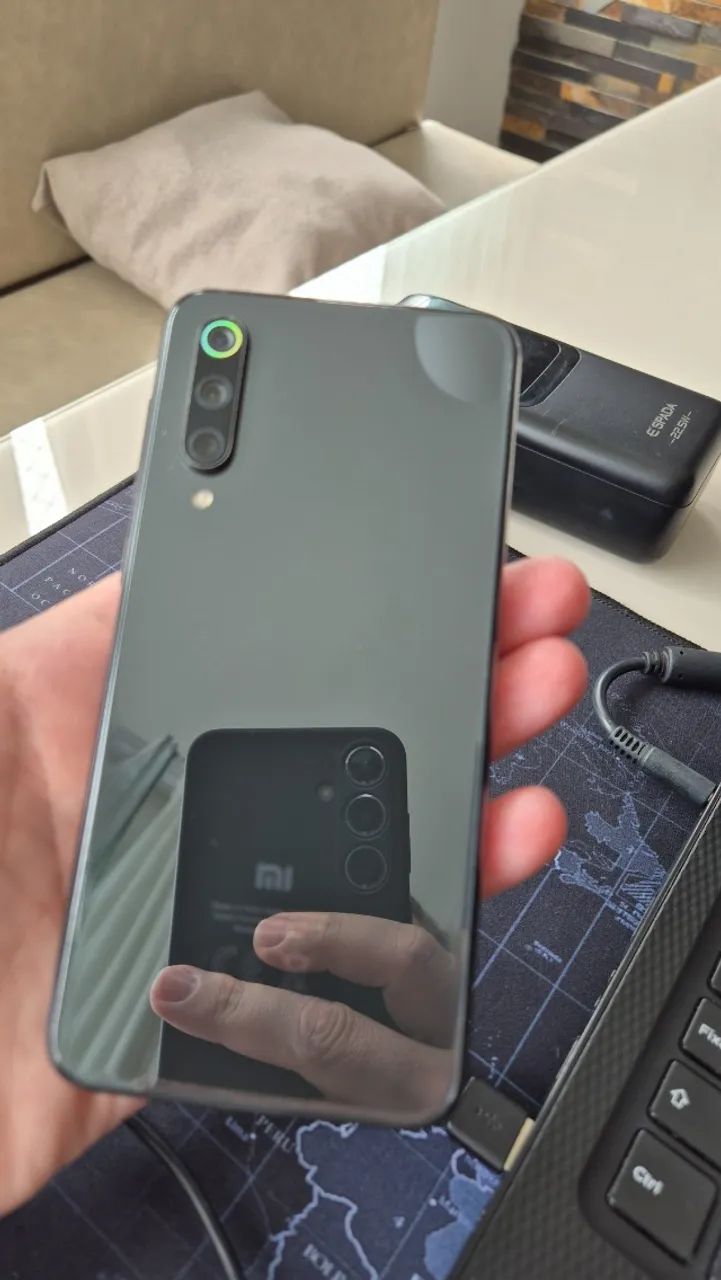 Vendo Xiaomi Mi 9 SE 128GB - Foto 2